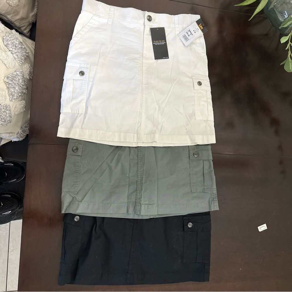 Lee Flex-To-Go Skort -Lot Of 3 ~ NWT ~ NWOT -Size 6 M